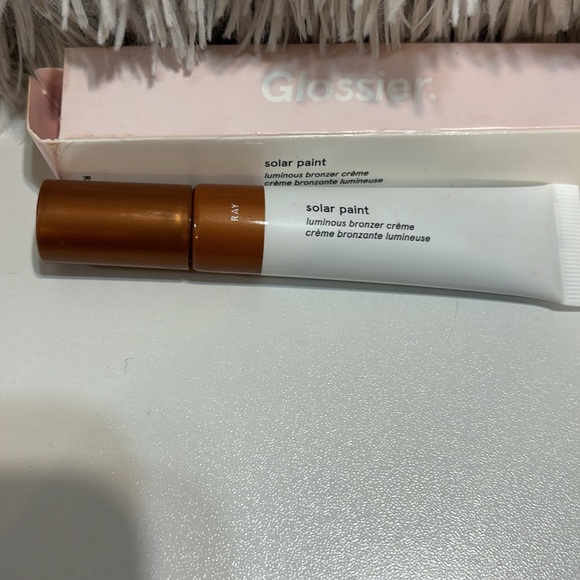 Glossier Solar Paint Bronzer ~ Ray BNIB - Picture 3 of 3